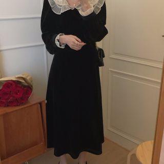 Long-sleeve Contrast Collared A-line Dress Black - One Size