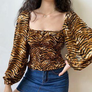 Tiger Pattern Lantern-sleeve Top