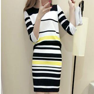 Set: Stripe Elbow-sleeve Top + Mini Skirt