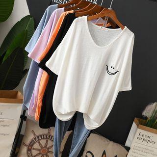 3/4-sleeve V-neck Smiley Face Plain Knit T-shirt