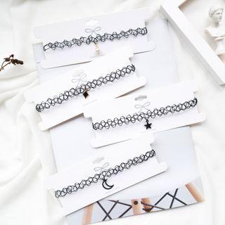 Pendant Fishing Line Choker (various Designs)