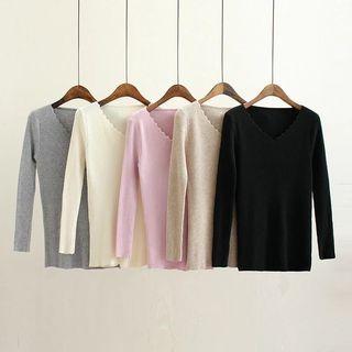 Scallop Trim V-neck Ribbed Sweater
