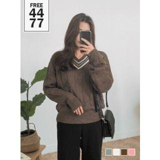 Piped V-neck Cable-knit Top
