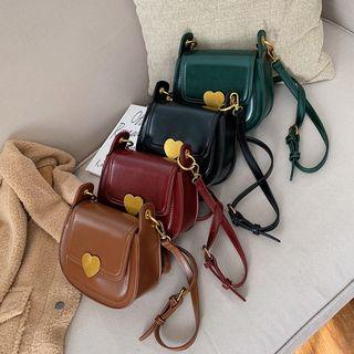 Heart-button Handbag
