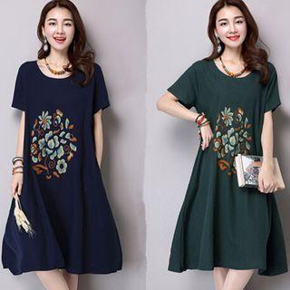 Embroidered Short Sleeve T-shirt Dress