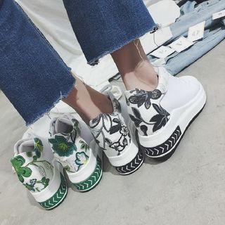 Embroidered Hidden Wedge Lace Up Sneakers