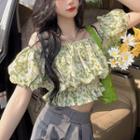 Puff-sleeve Off-shoulder Floral Cropped Shirt Green - One Size