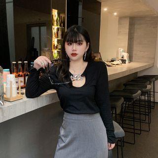 Long-sleeve Chain Cutout T-shirt