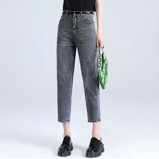 Mid Rise Capri Straight Leg Jeans