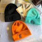 S Lettering Print Knit Beanie