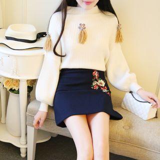 Set: Tassel Accent Sweater + Embroidered A-line Skirt