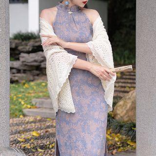 Sleeveless Floral Midi Qipao / Lace Shawl
