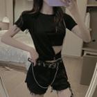 Short-sleeve Cutout Chained Crop Top / Chained Belt / Frayed Shorts