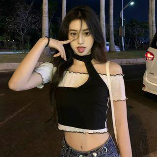 Short-sleeve Off-shoulder Mock Two Piece Halter Cropped Top Black & White - One Size