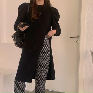 Puff-sleeve Slit T-shirt / Patterned Wide-leg Pants