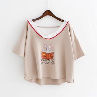 Rabbit Print Short Sleeve V-neck T-shirt