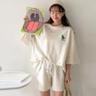 Dinosaur Embroidery T-shirt & Sweatshorts Set