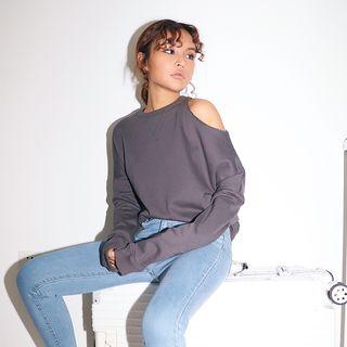 Lightweight Loose-fit Cutout Pullover