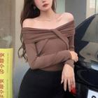 Long-sleeve Off-shoulder Twisted Top