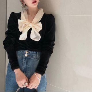 Long-sleeve Bow-front Blouse Black - One Size