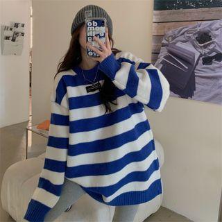 Striped Sweater / Plain Padded Vest