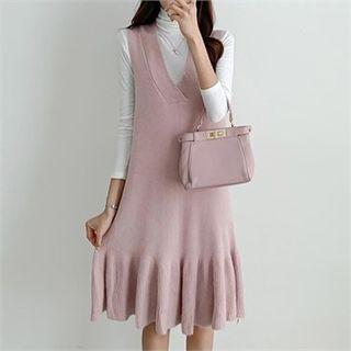 V-neck Sleeveless Ruffle-hem Knit Dress