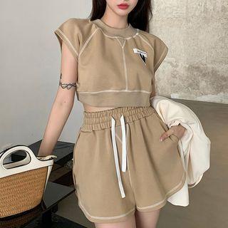 Short-sleeve Embroidered Cropped T-shirt / Shorts