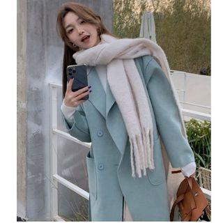 Double-breasted Coat / Scarf