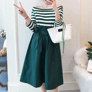 Set: Off-shoulder Striped 3/4-sleeve T-shirt + High Waist A-line Skirt