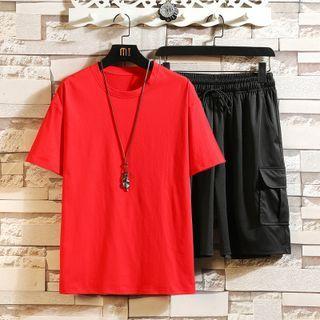 Set: Short-sleeve T-shirt + Wide Leg Cargo Shorts