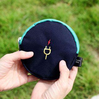 2nul - Embroidered Pouch