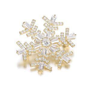 Rhinestone Snowflake Brooch 1 Pc - Rhinestone Snowflake Brooch - Gold - One Size