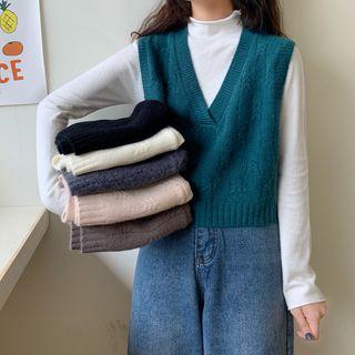 Mock Neck Long-sleeve Top / V-neck Vest