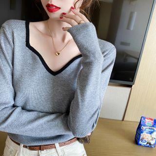 Contrasted Sweetheart-neckline Light Knit Top In 6 Colors