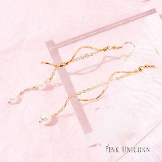 Faux Pearl Line Earring