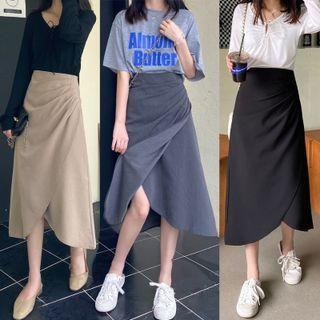 High-waist Ruched Asymmetrical Slit Skirt