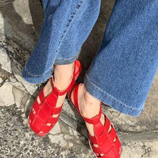 Square-toe Fisherman Sandals