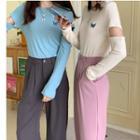 Cutout T-shirt / Straight-fit Pants