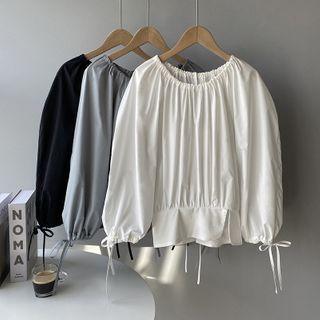 Lantern-sleeve Slit-hem Blouse
