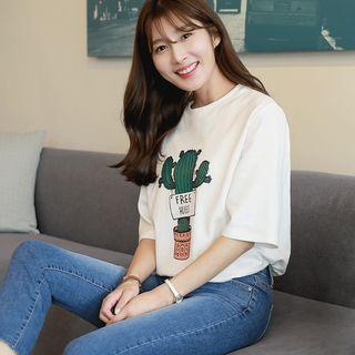 Elbow-sleeve Cactus-printed T-shirt