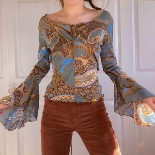 Long Sleeve Flared-cuff Print Top