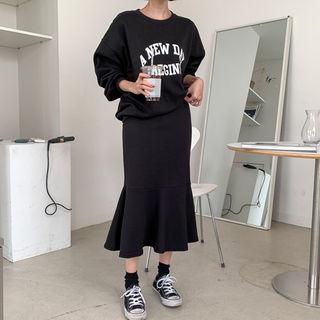 Set: Letter Sweatshirt + Long Mermaid Skirt