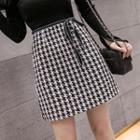 High-waist Tie-waist Houndstooth A-line Woolen Skirt