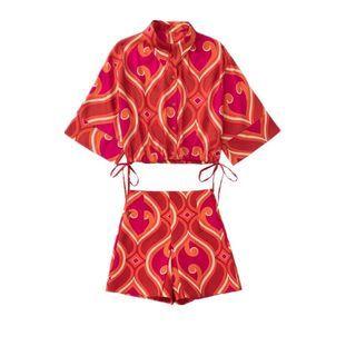 Elbow-sleeve Print Shirt / Shorts