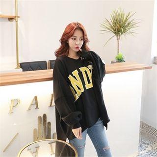 Dip-back Lettering Oversized Pullover