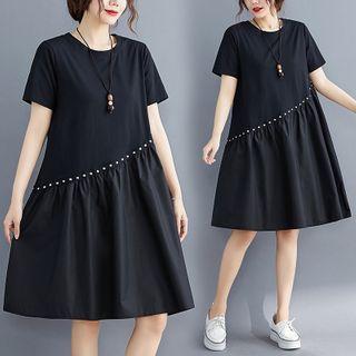 Plain Nail Panel Short-sleeve Dress