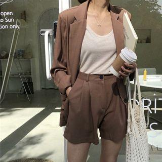 Double-button Blazer / Shorts