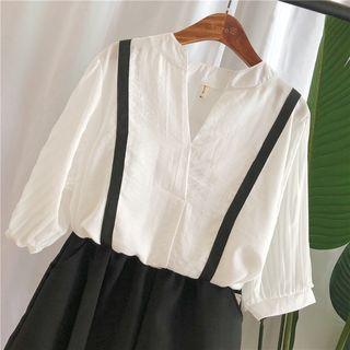 V-neck 3/4-sleeve Blouse White - One Size