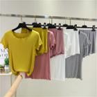 Short-sleeve T-shirt / Shorts / Set