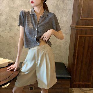 Button Short-sleeve Knit Top / Plain Shorts